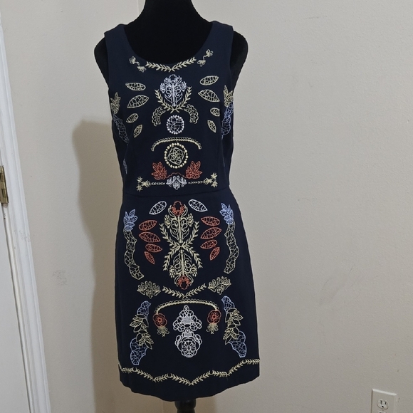 Dresses & Skirts - Skies Are Blue mbroidered Navy Dress Sz M